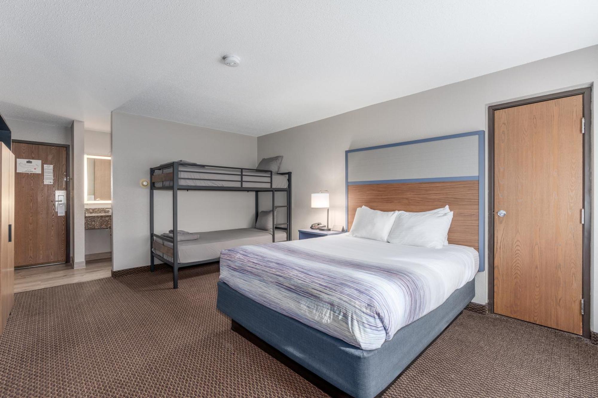 Americinn By Wyndham New Richmond Exterior photo